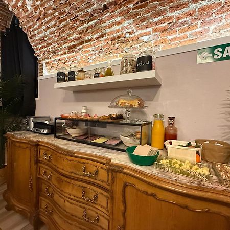 Cc Opera Suites Мадрид Екстериор снимка