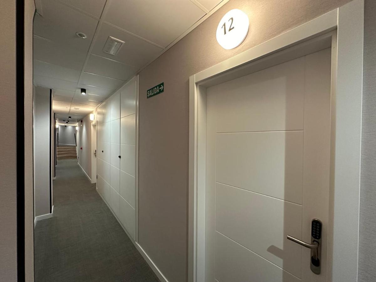Cc Opera Suites Мадрид Екстериор снимка