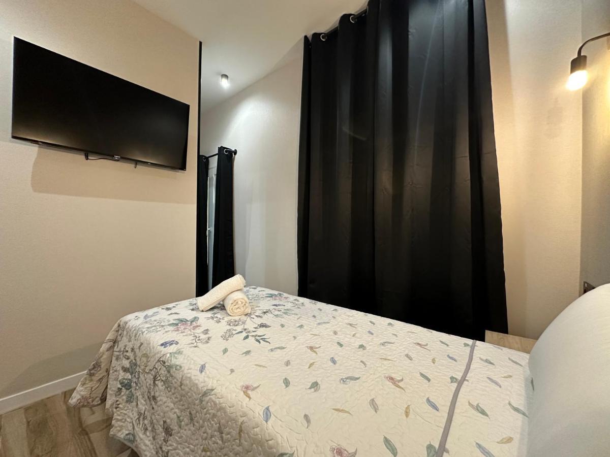 Cc Opera Suites Мадрид Екстериор снимка