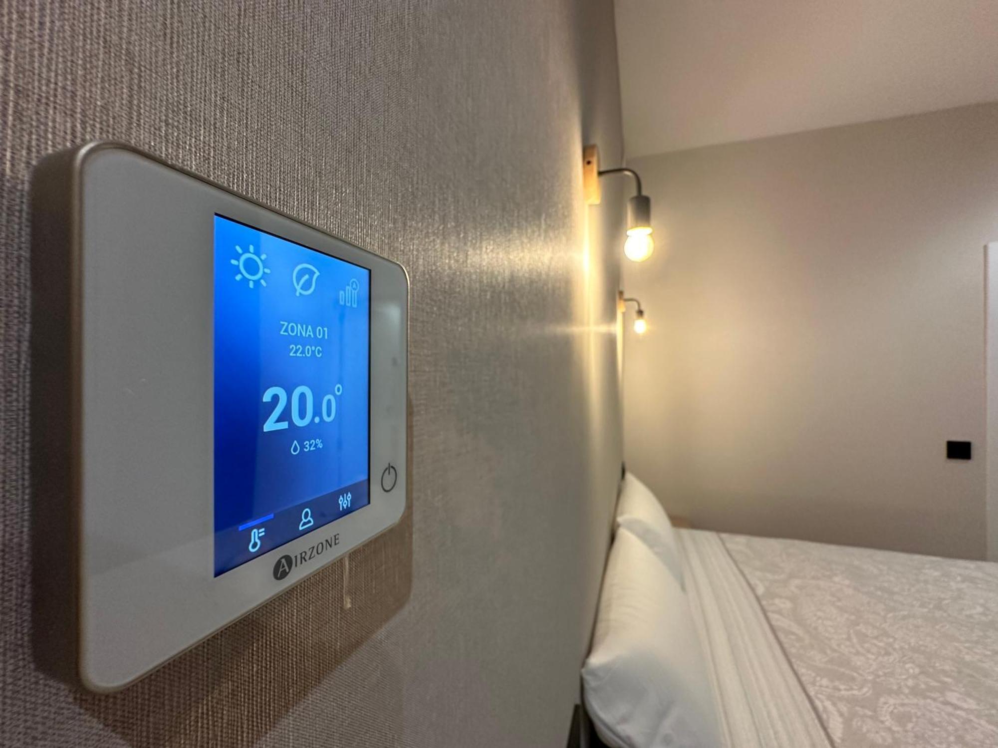 Cc Opera Suites Мадрид Екстериор снимка